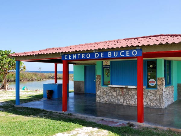 'Caleta Buena Diving Center' Casas particulares are an alternative to hotels in Cuba.